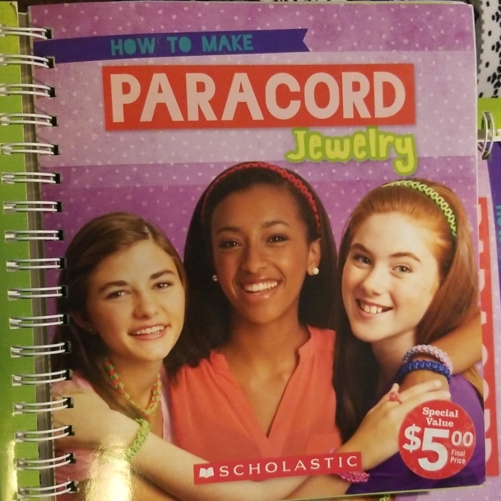 How to make paracord jewelry